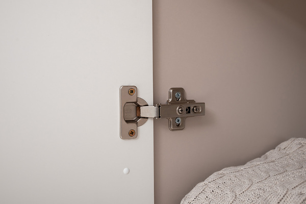 Гостиная Ричфорд композиция 1 без карнизов, кашемир 5981 BS, моно керамика D166-2 ПВХ, белый PE шагрень (собирается на любую сторону)